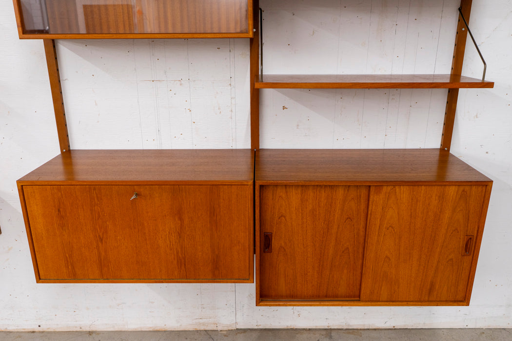Danish Mid-Century Teak Wall System - (D1577)