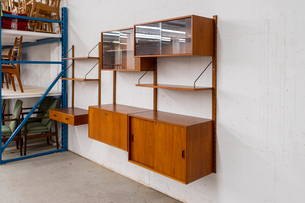 Danish Mid-Century Teak Wall System - (D1577)