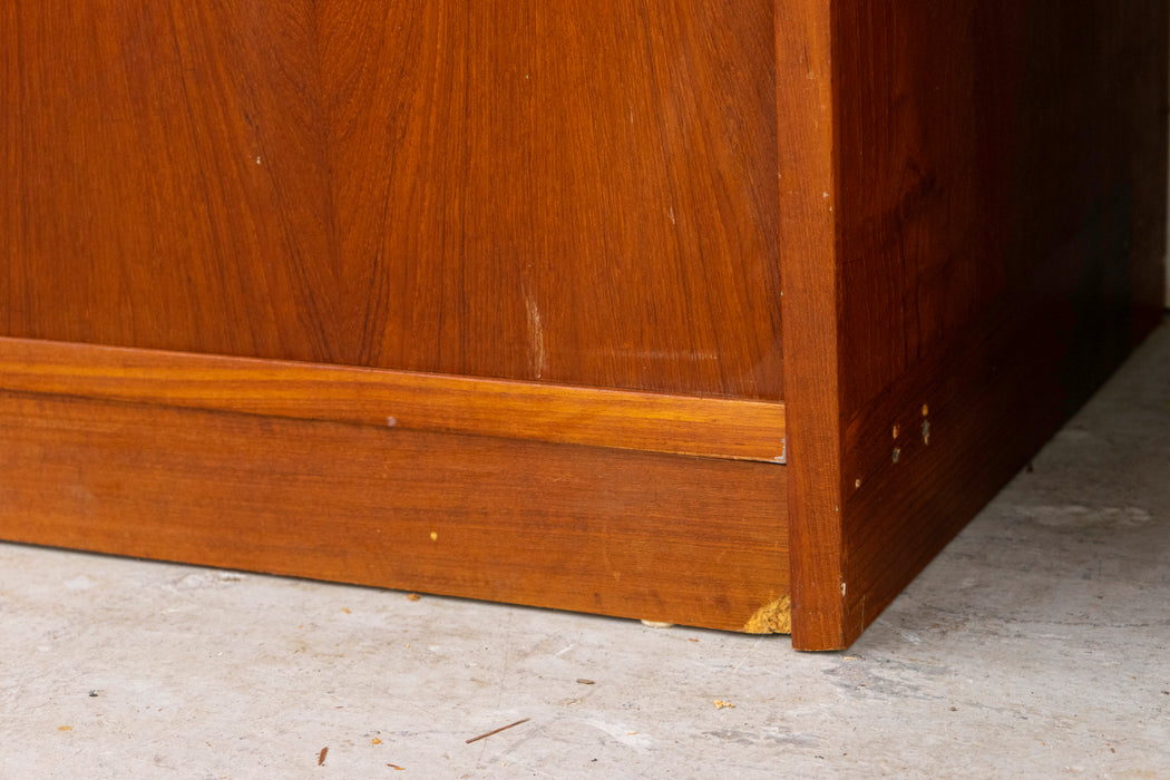 Danish Modern Teak Wardrobe - (327-057)