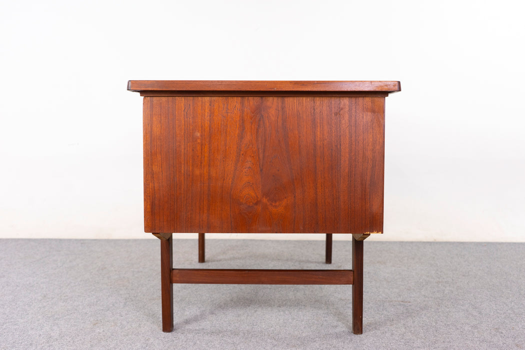 Teak Danish Desk - (326-012)