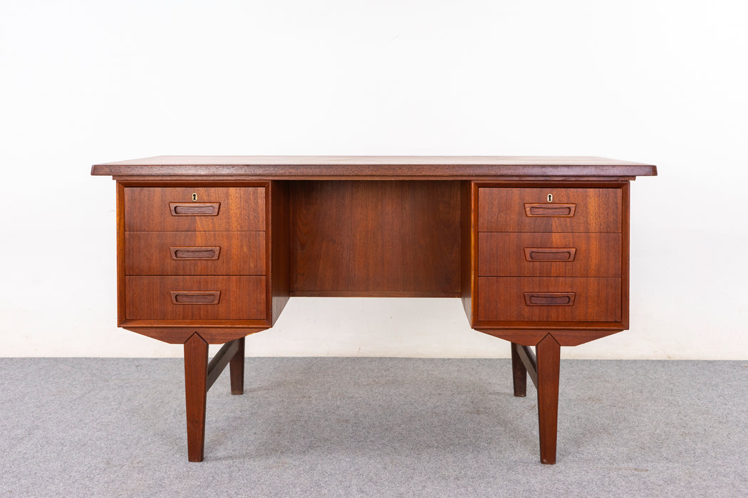 Teak Danish Desk - (326-012)