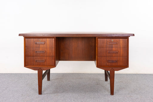 Teak Danish Desk - (326-012)
