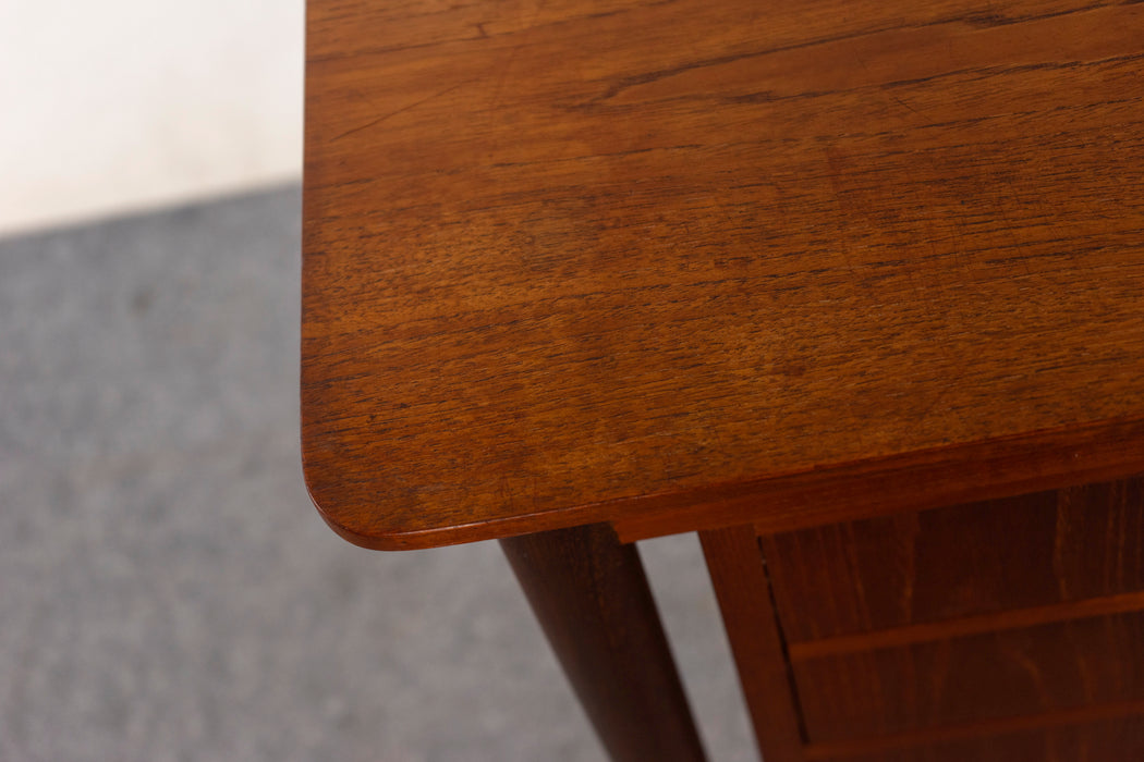Teak Danish Desk - (326-037)