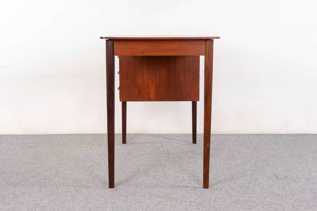 Teak Danish Desk - (326-037)