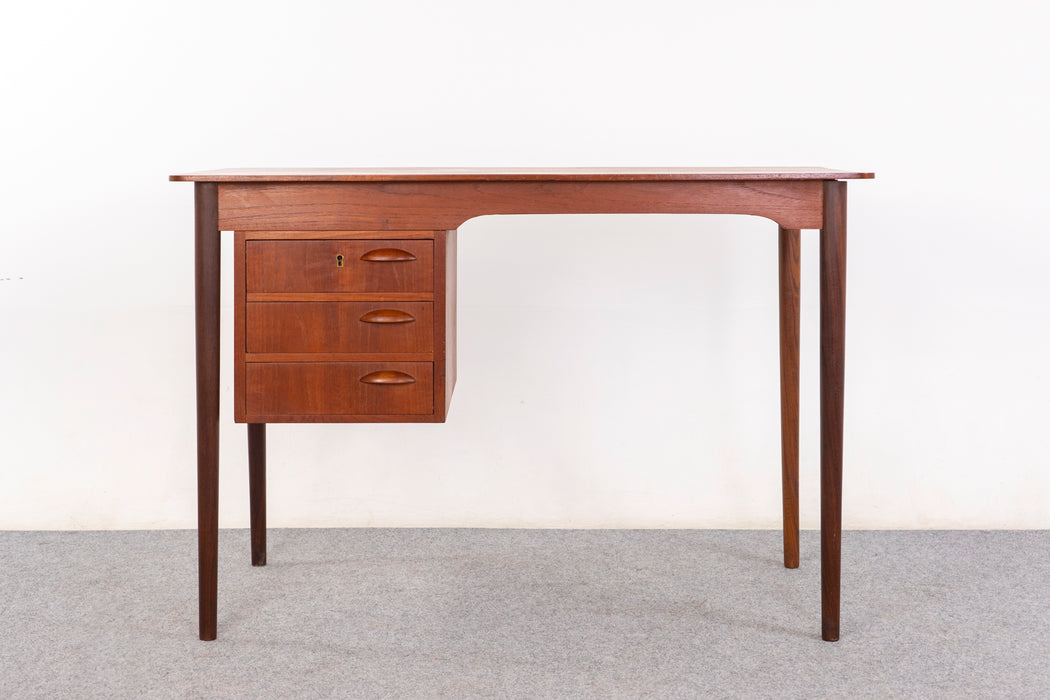 Teak Danish Desk - (326-037)