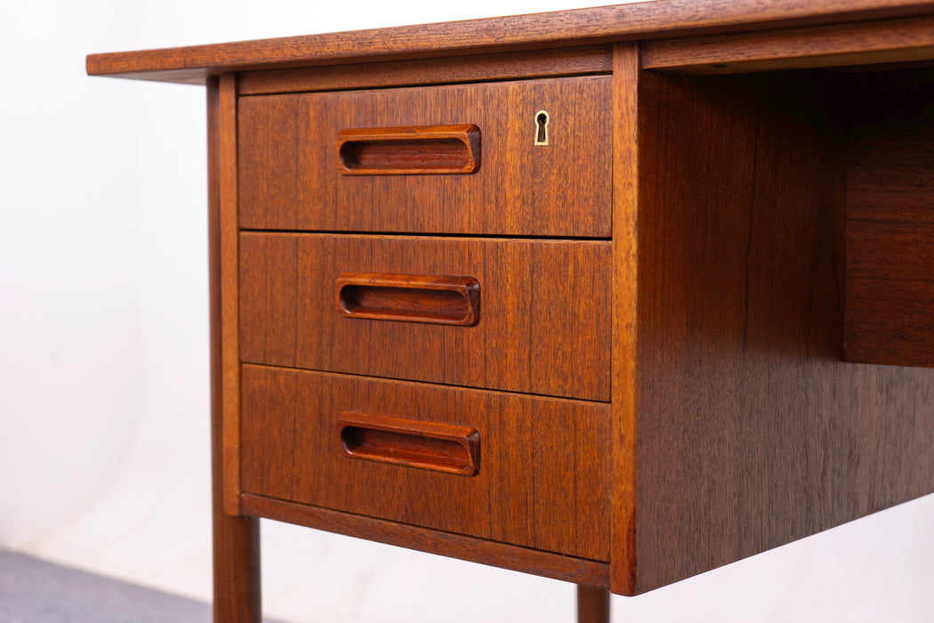 Danish Modern Writing Teak Desk - (326-038)