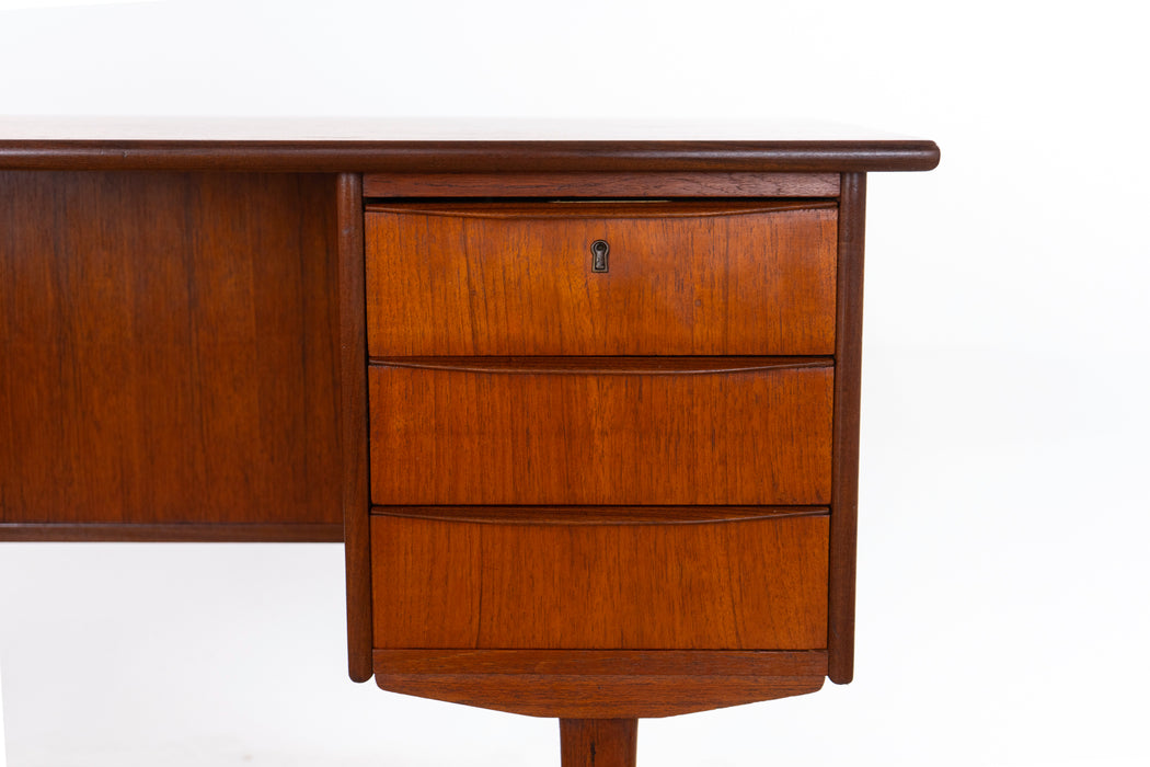 Danish Modern Teak Writing Desk - (327-149)