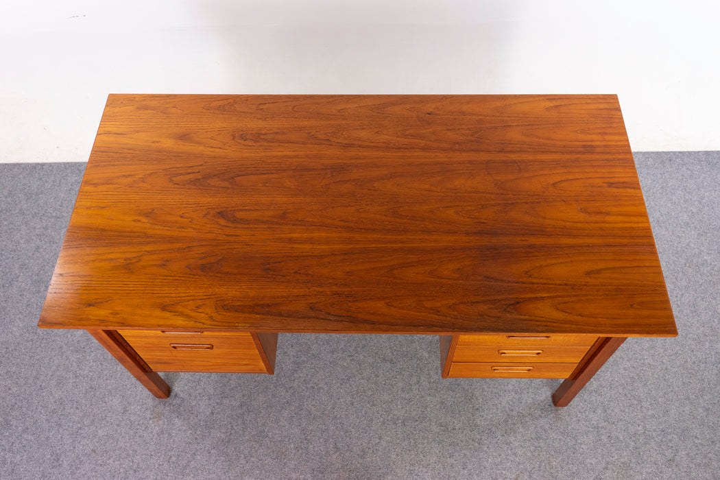 Teak Danish Desk - (D1419)