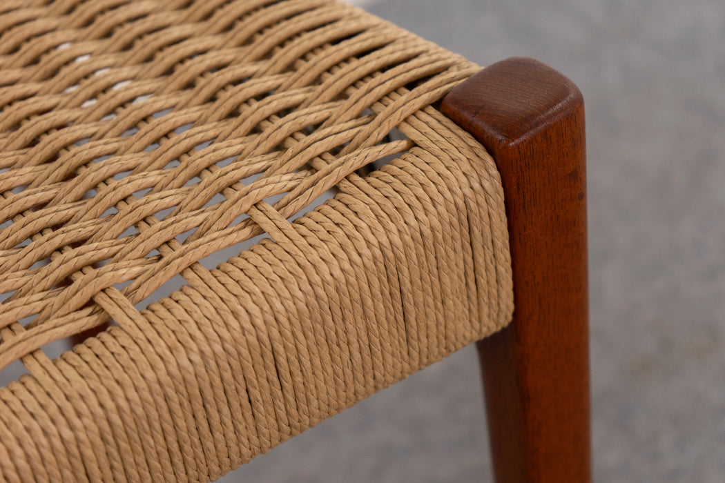 1 Teak Danish Dining Chair by Arne Hovmand Olsen - (D1174.3)