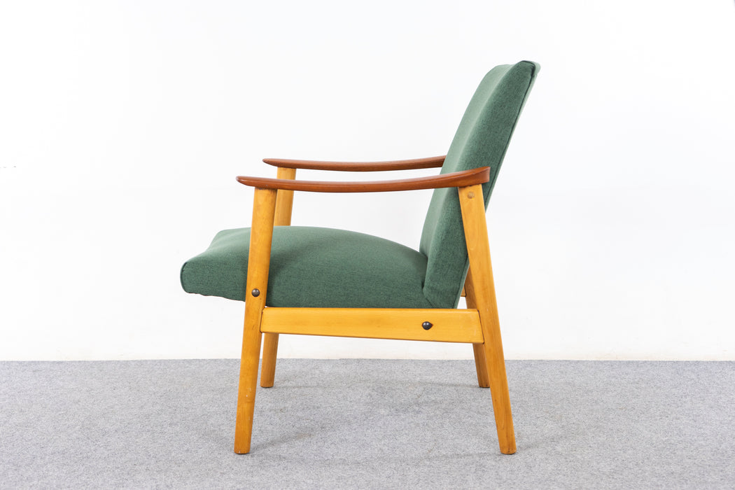 Danish Mid-Century Teak & Beech Lounge Chair - (D1501)