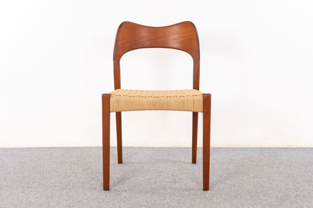 1 Teak Danish Dining Chair by Arne Hovmand Olsen - (D1174.2)