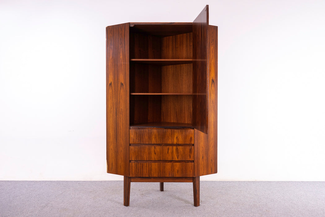 Danish Modern Rosewood Corner Cabinet - (326-211)