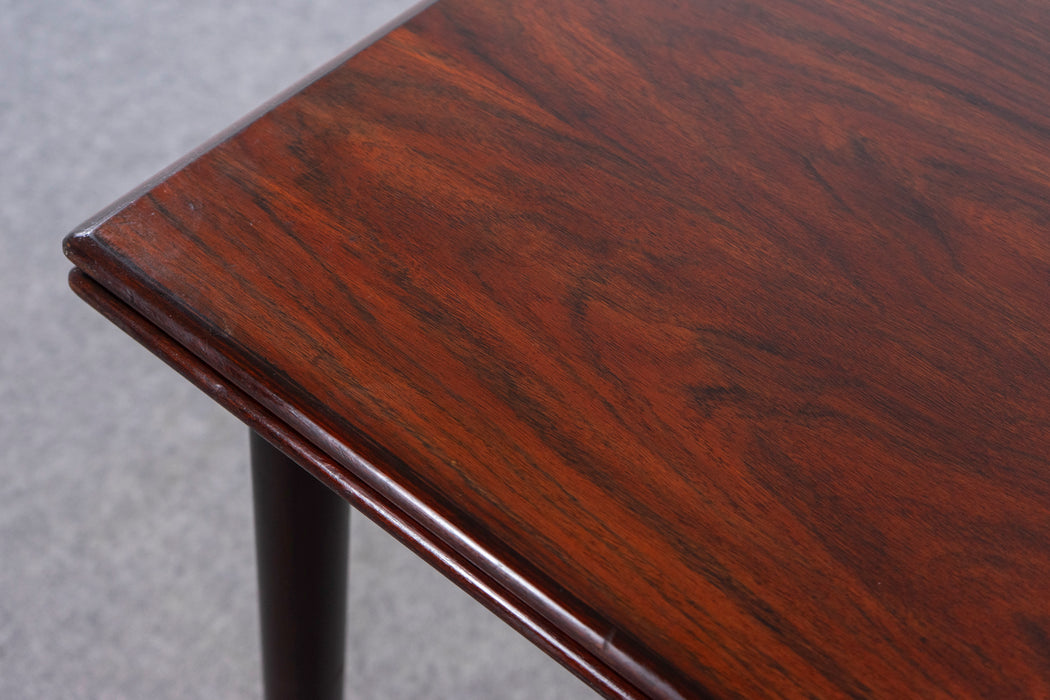 Danish Mid-Century Rosewood Dining Table - (321-042)