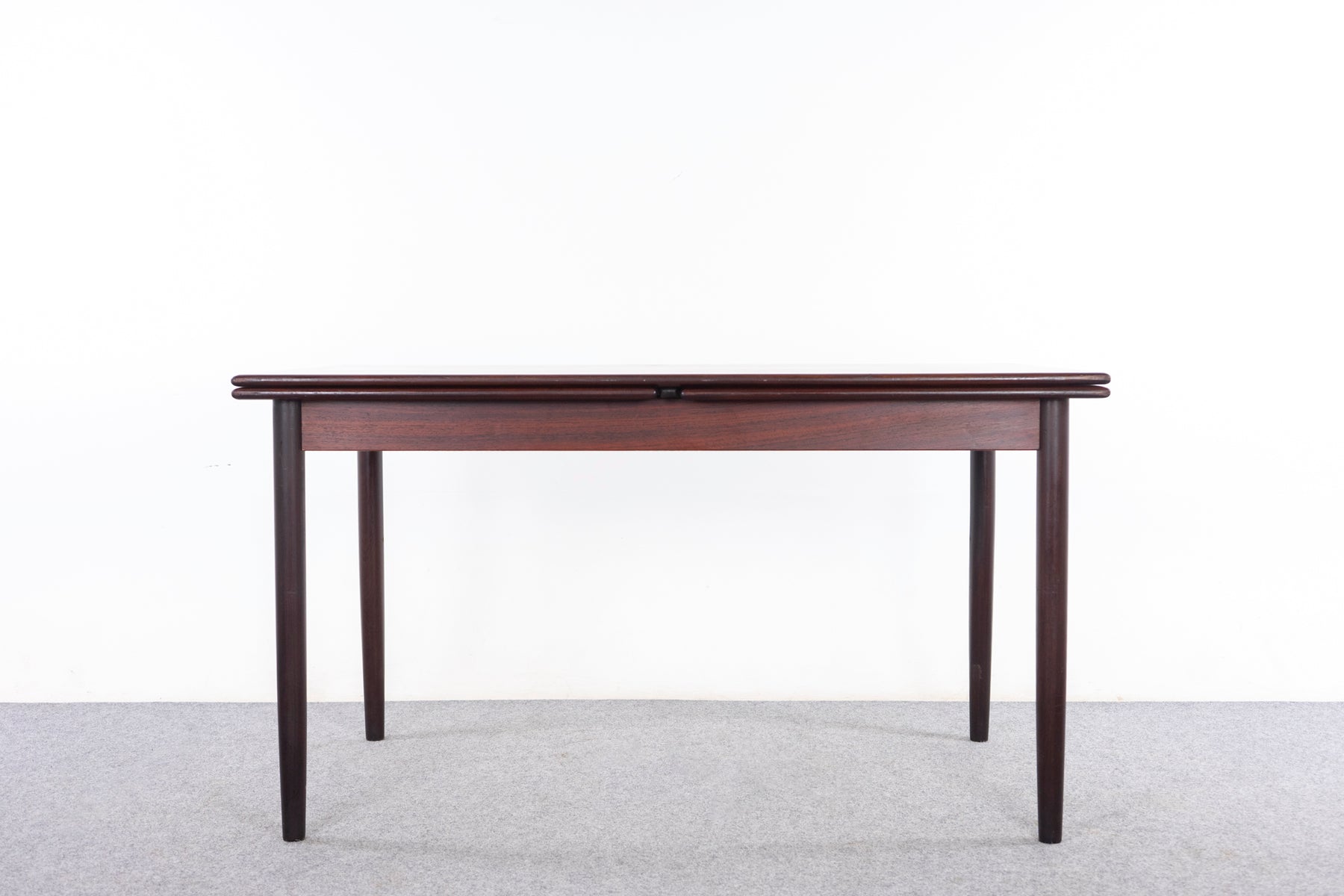 Danish Mid-Century Rosewood Dining Table - (321-042)