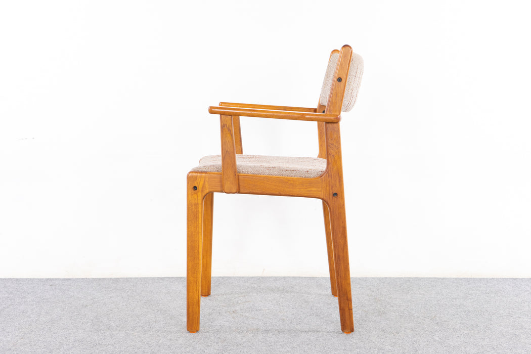 Danish Mid Century Teak Armchair - (321-113.2)