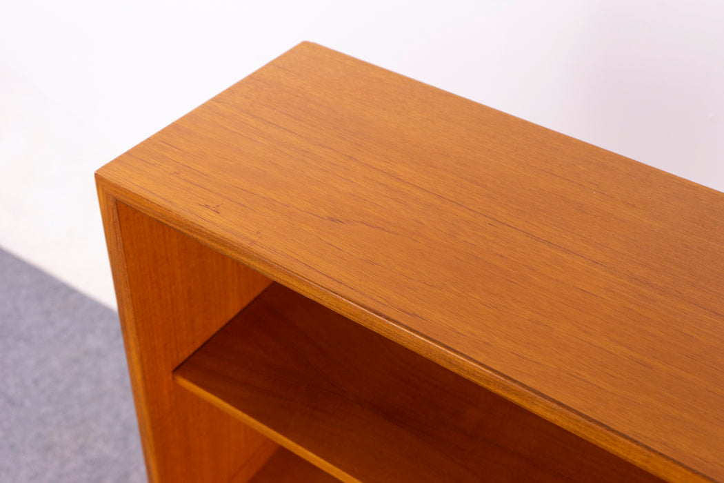 Danish Modern Teak Bookcase/Cabinet - (326-163.2)