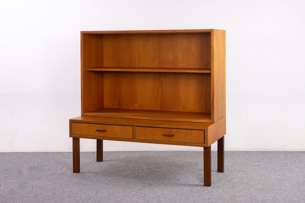 Danish Modern Teak Bookcase/Cabinet - (326-163.2)