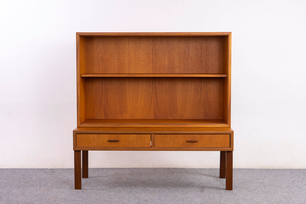 Danish Modern Teak Bookcase/Cabinet - (326-163.2)