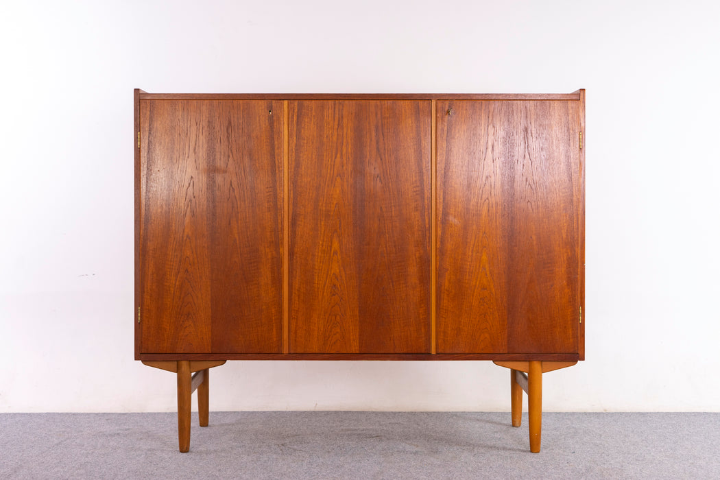 Danish Mid-Century Teak Sideboard - (326-029)