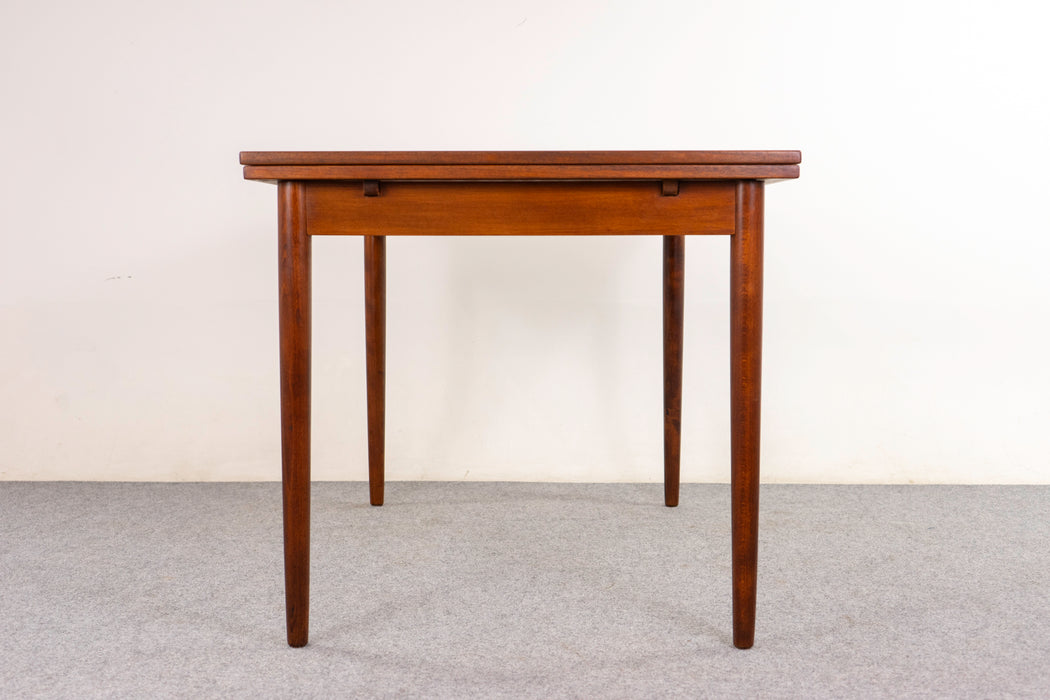 Teak Danish Dining Table - (325-233)