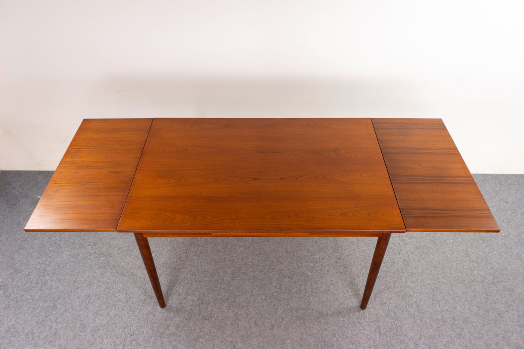 Teak Danish Dining Table - (325-233)