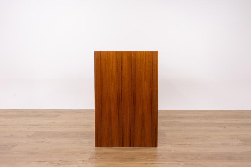 Mid-Century Modern Long Low Teak Dresser - (D1645)