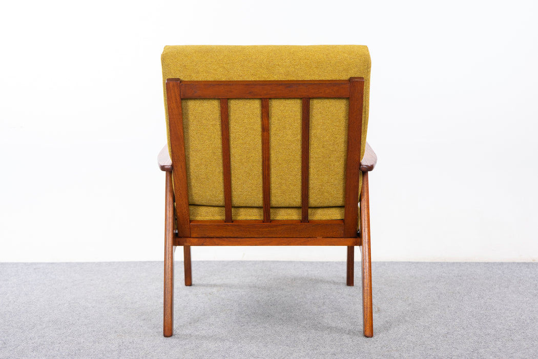 Danish Mid-Century Teak Lounge Chair - (326-052)