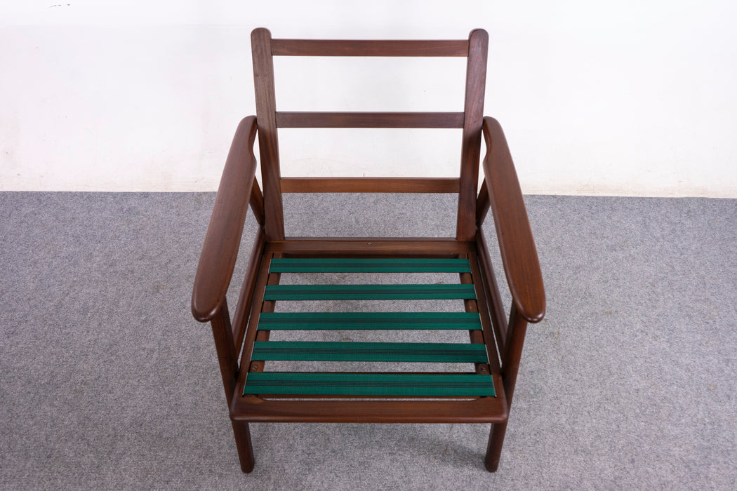 Danish Mid-Century Teak Lounge Chair - (326-057.1)