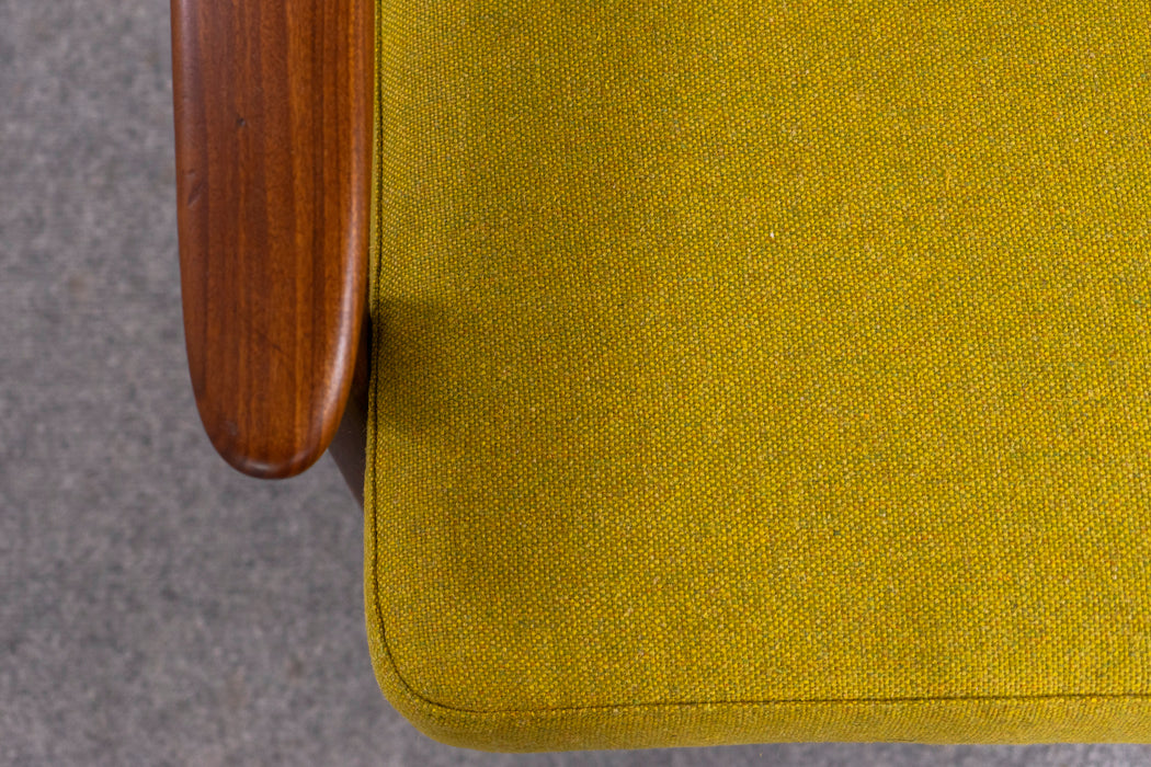 Danish Mid-Century Teak Lounge Chair - (326-057.2)