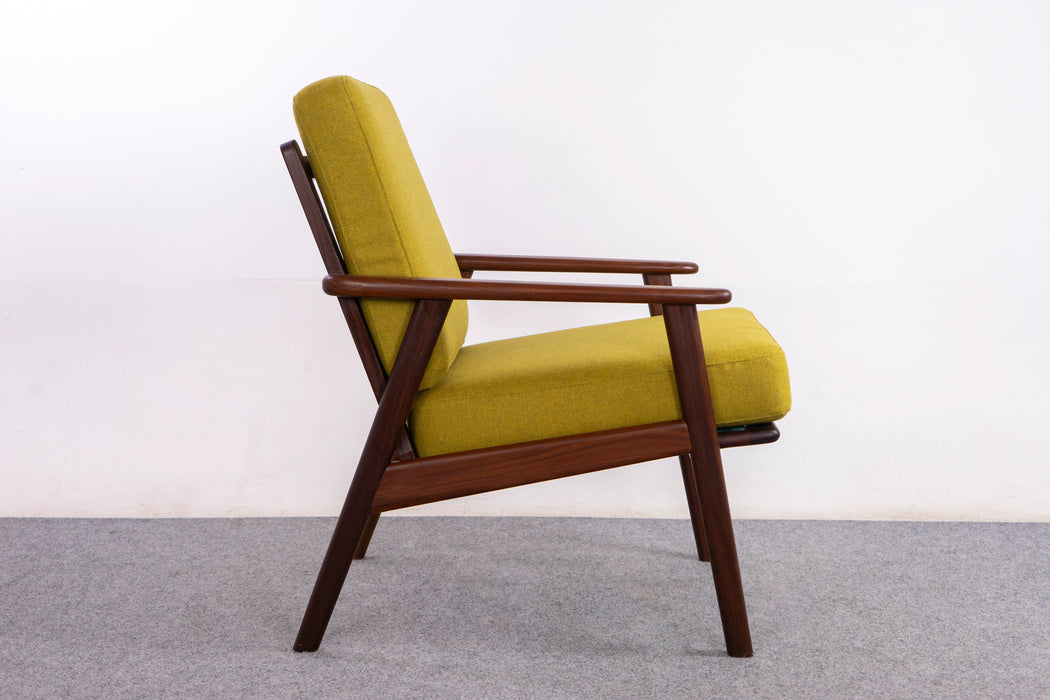 Danish Mid-Century Teak Lounge Chair - (326-057.2)