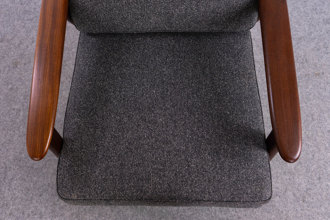 Danish Mid-Century Teak Lounge Chair - (326-057.3)