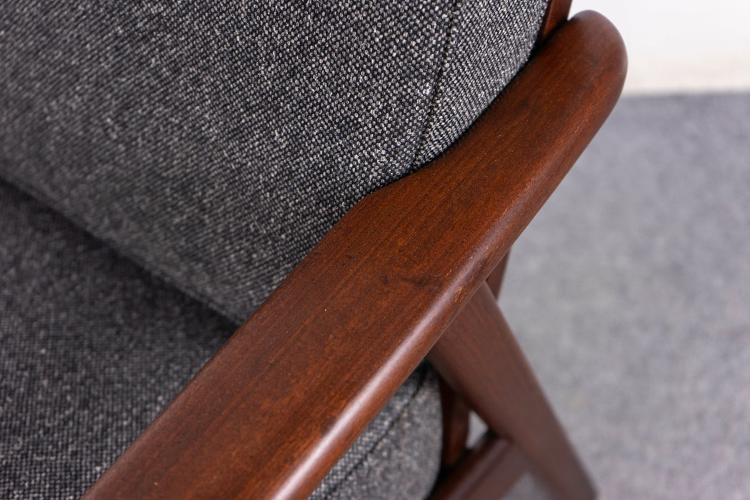 Danish Mid-Century Teak Lounge Chair - (326-057.3)