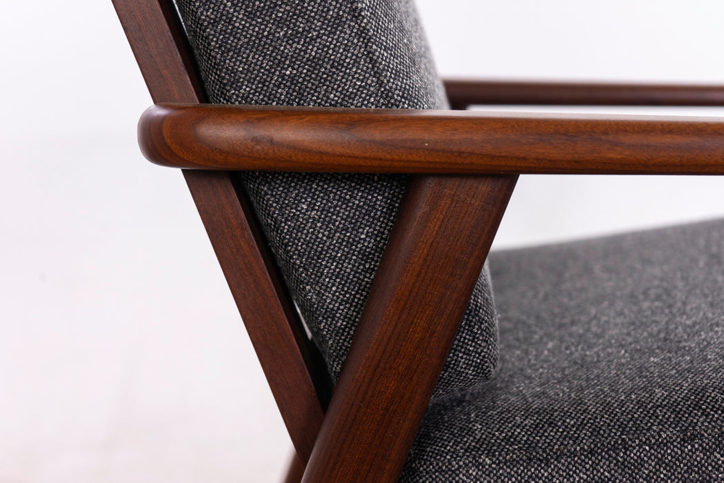 Danish Mid-Century Teak Lounge Chair - (326-057.3)