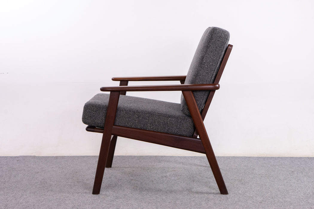 Danish Mid-Century Teak Lounge Chair - (326-057.3)
