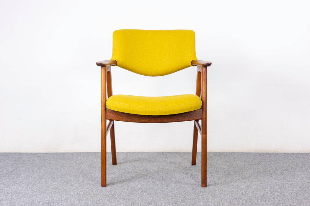 Teak Model 43 Armchair by Erik Kirkegaard - (321-108.2)