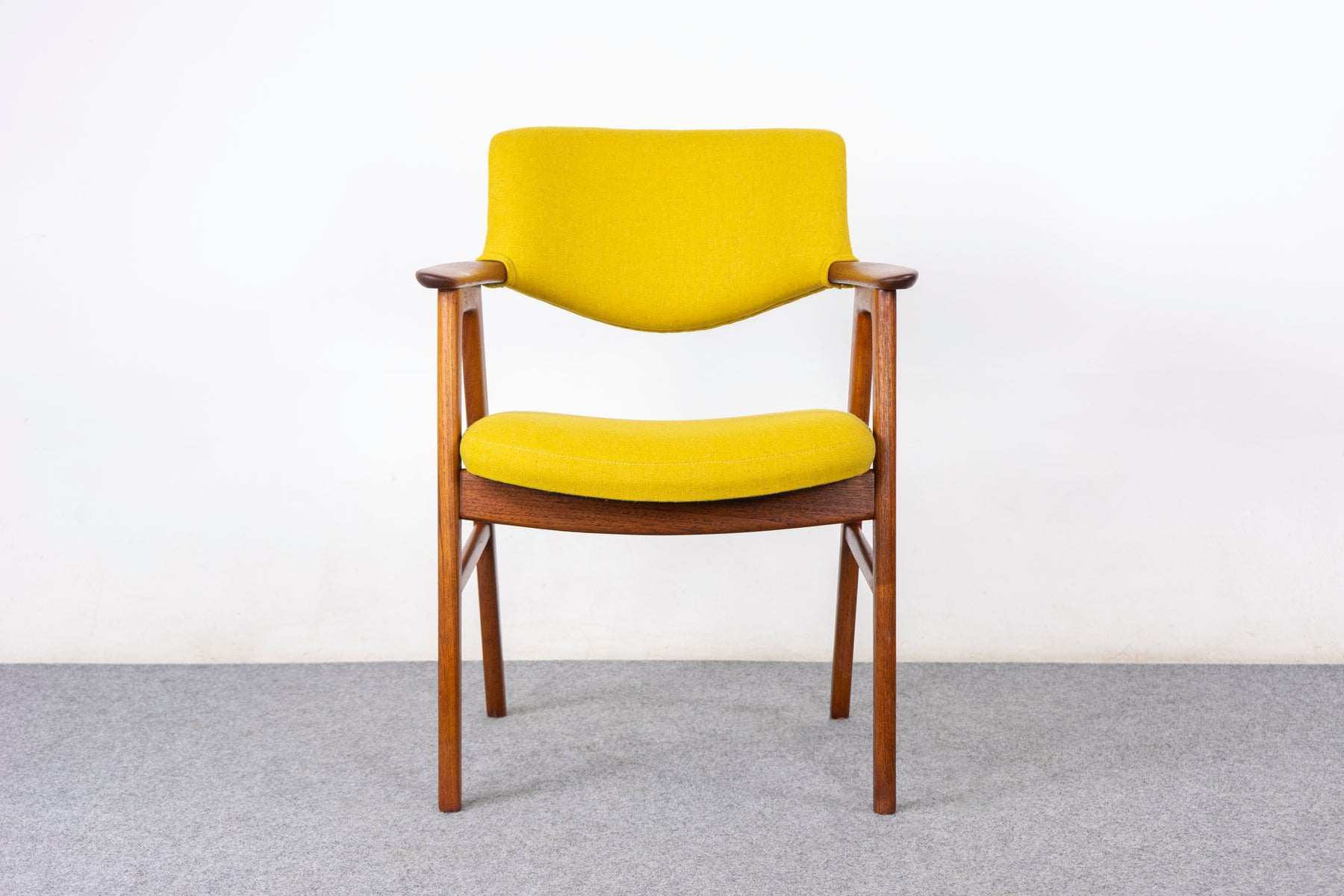 Teak Model 43 Armchair by Erik Kirkegaard - (321-108.2)