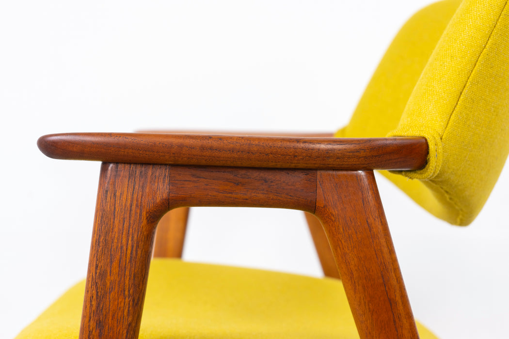 Teak Model 43 Armchair by Erik Kirkegaard - (321-108.2)