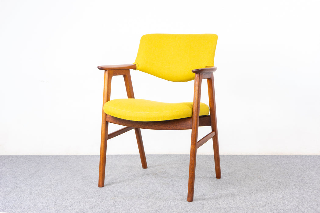 Teak Model 43 Armchair by Erik Kirkegaard - (321-108.2)
