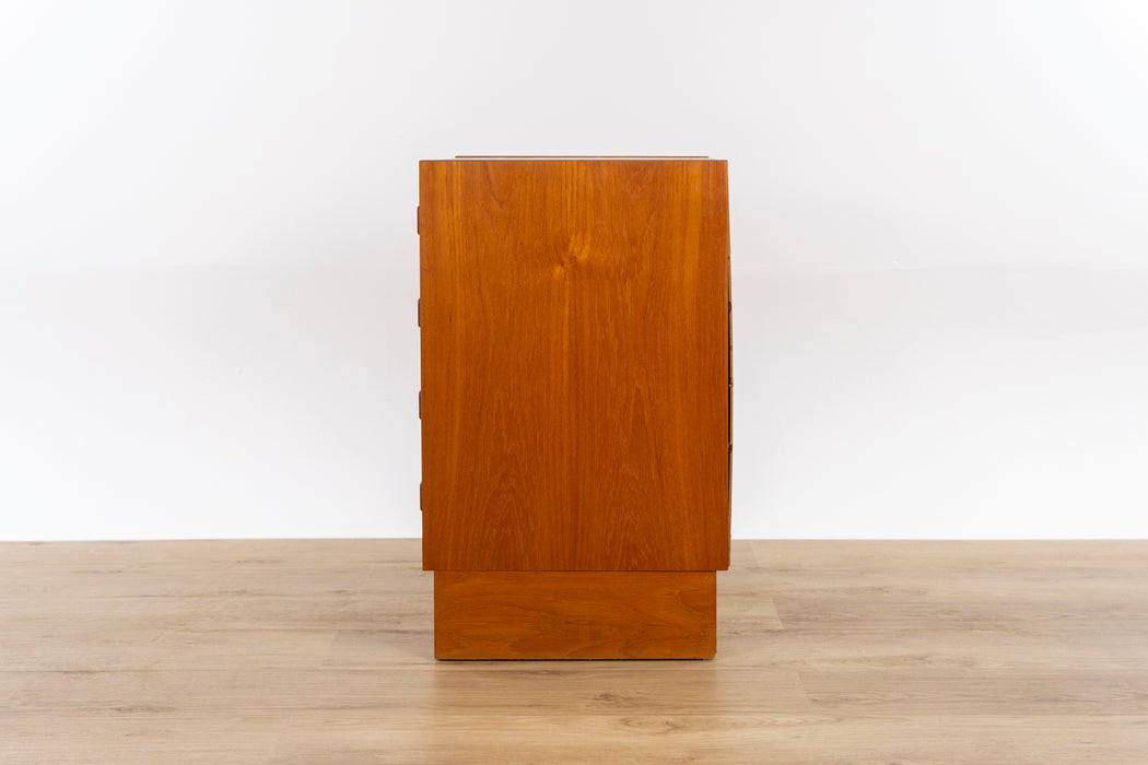 Danish Modern Teak Dresser by Domino Møbler - (D1562)