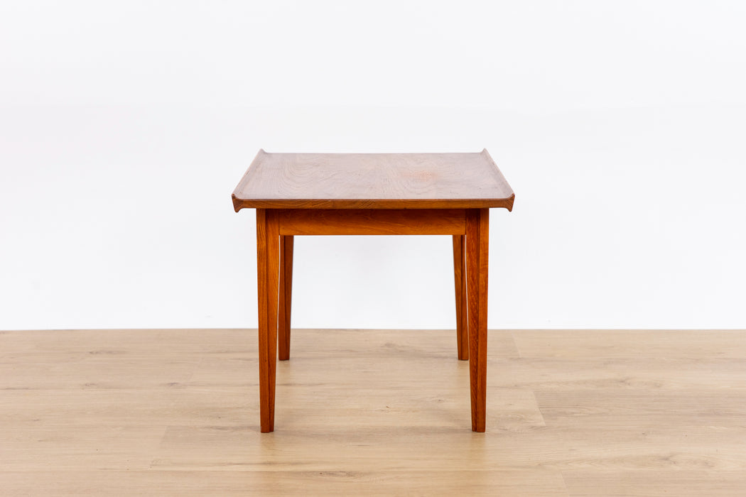 Finn Juhl FD-535 Solid Teak Side Table for France & Daverkosen - (D1527)