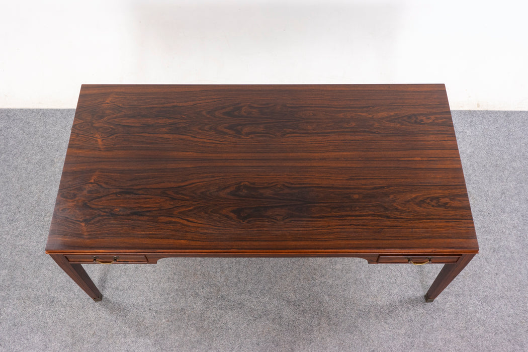 Rosewood Coffee Table by Fritz Henningsen - (326-101)