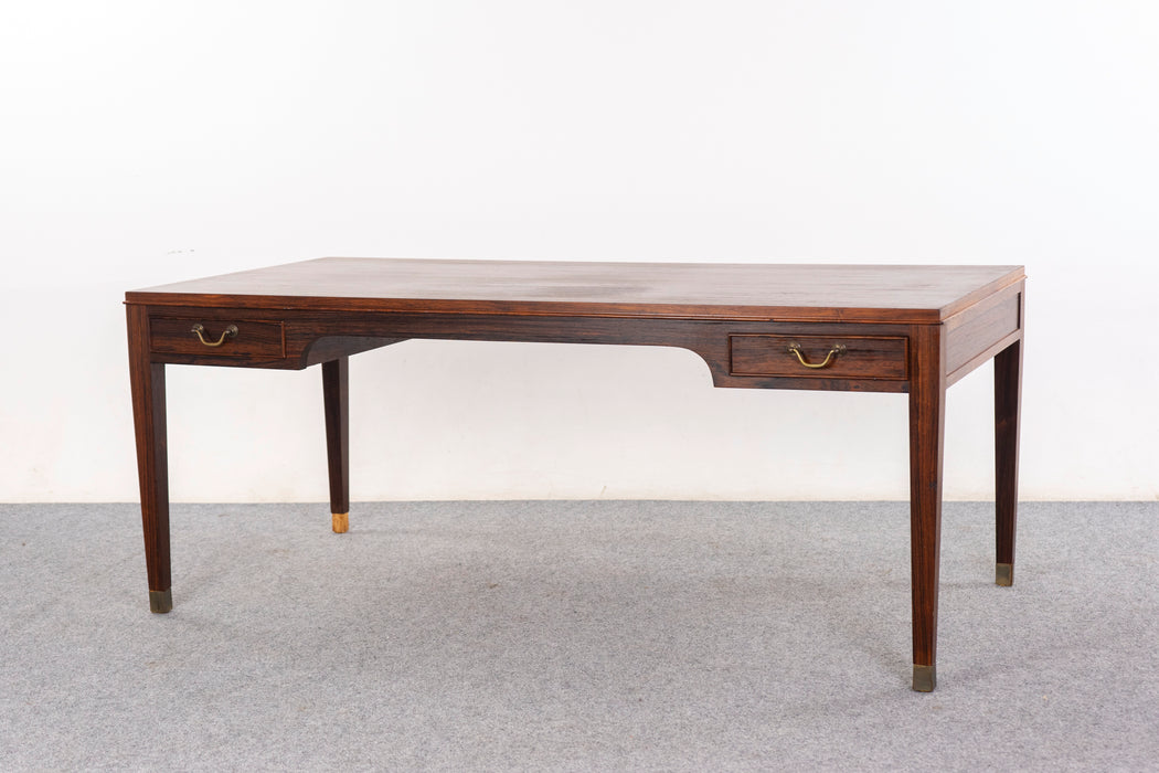 Rosewood Coffee Table by Fritz Henningsen - (326-101)