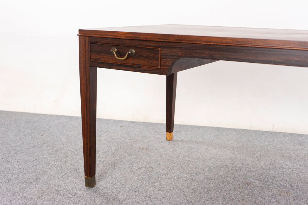 Rosewood Coffee Table by Fritz Henningsen - (326-101)
