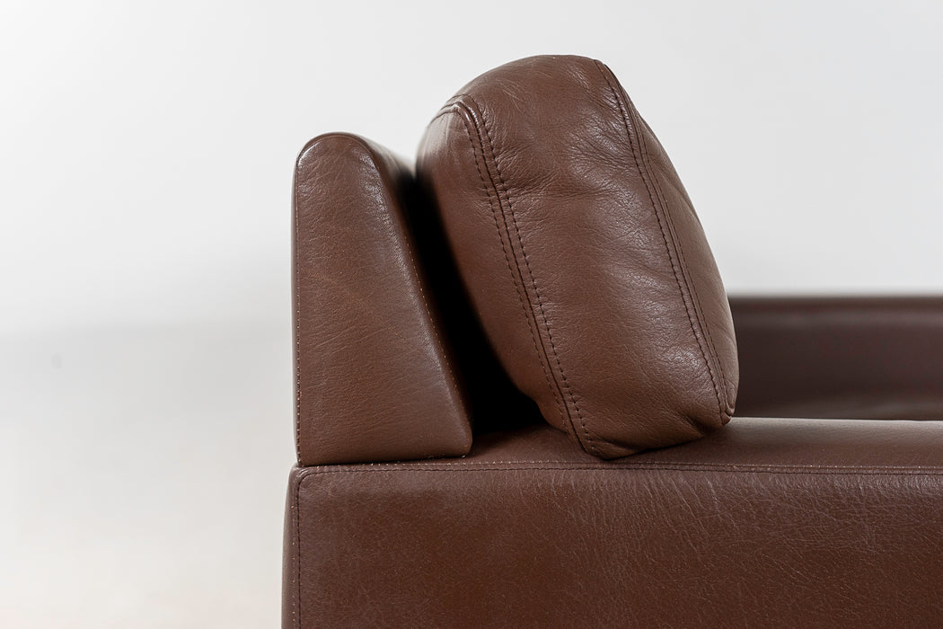 Danish Modern Button Tufted Leather Loveseat - (322-223)