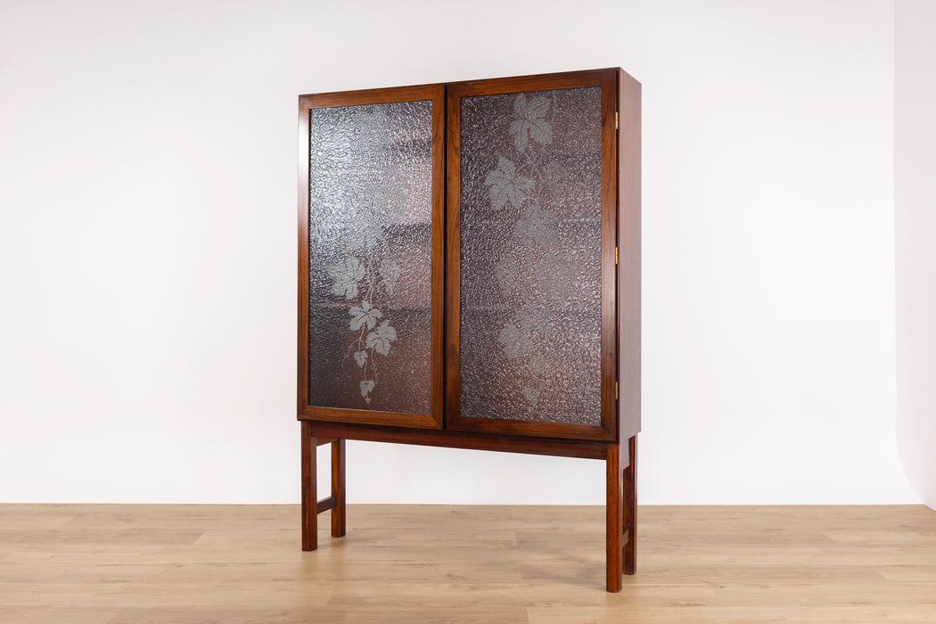 Danish Modern Rosewood & Glass Cabinet by Omann Jun - (325-113)