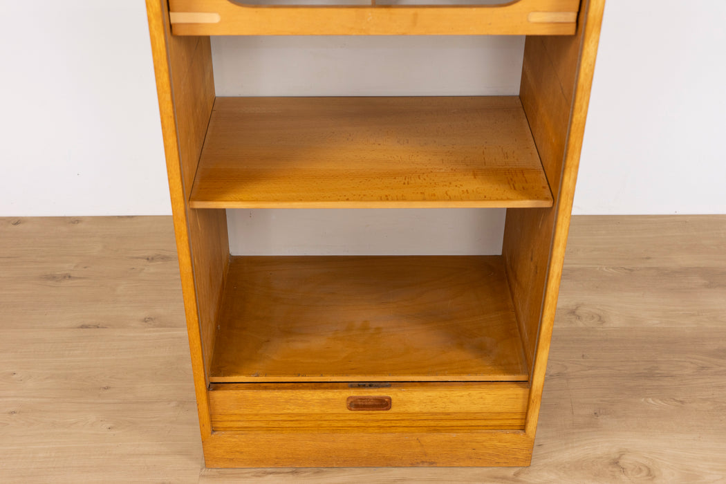 Danish Modern Oak File Cabinet - (325-134)