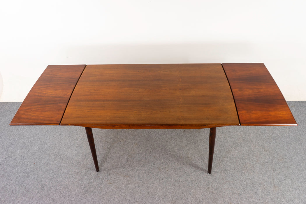 Rosewood Danish Dining Table - (322-089)