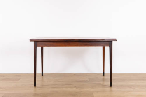Danish Mid-Century Rosewood Dining Table by Niels Moller - (326-196)