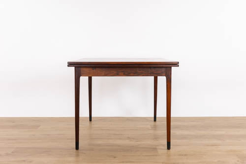 Danish Mid-Century Rosewood Dining Table by Niels Moller - (326-196)