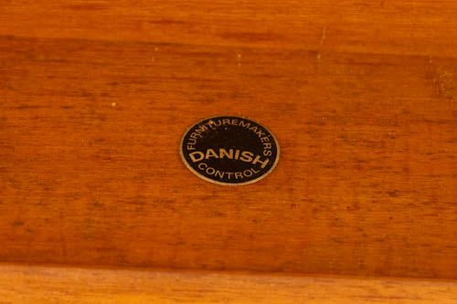 Danish Mid-Century Rosewood Dining Table by Niels Moller - (326-196)